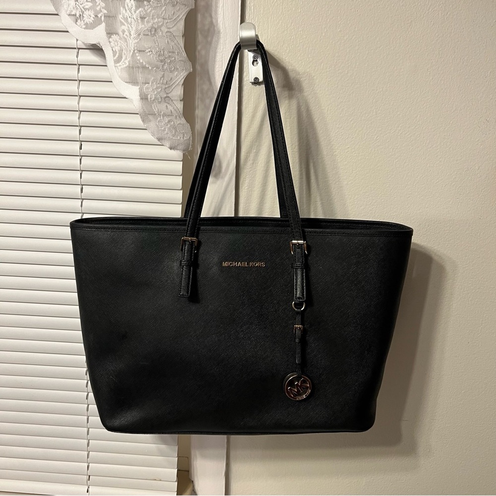 MICHAEL Michael Kors Extra Large Jet Set Laptop Tote